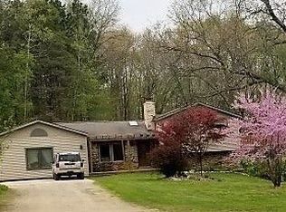 330 Wolfe Rd, Ortonville, MI 48462