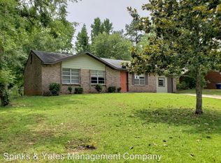 610 N 17th Ave, Lanett, AL 36863