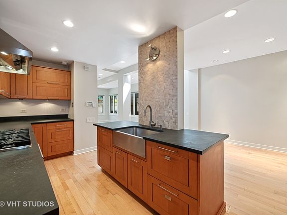 5th image of 2237 N Magnolia Ave