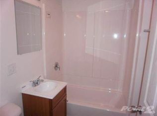 1219 E 11th St, Duluth, MN 55805