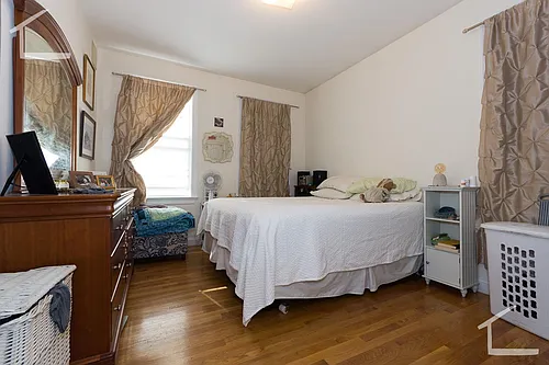 4 Park Vale Ave Photo 1