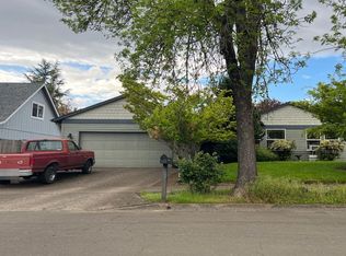 7737 Wimbledon Cir N, Wilsonville, OR 97070