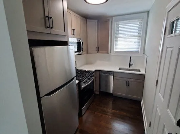 4121-43 W. Cullom Ave