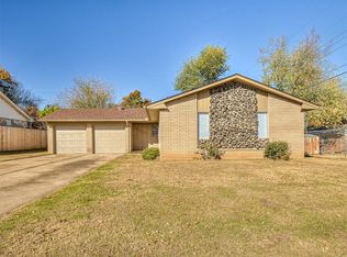 9449 NE 14th St, Midwest City, OK 73130
