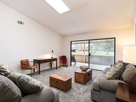 3rd image of 22204 Village 22