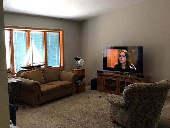 Large living room.