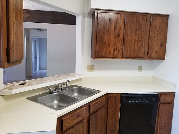 5th image of 1721 Horseshoe Cir