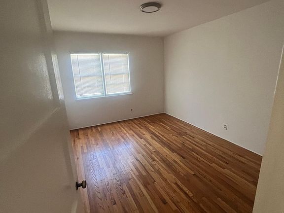 2nd image of 969 S Marengo Ave