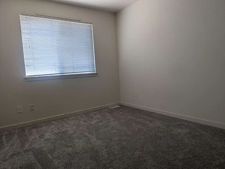 3676 Oakwood Dr — Photo 13