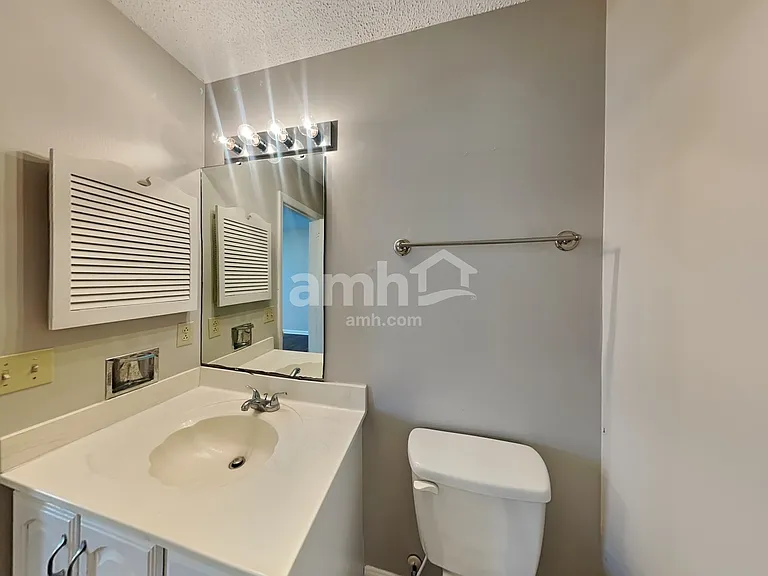 12631 Delman Ln — Photo 10