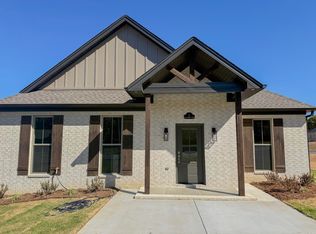 9 King Arthur Ct, Greenbrier, AR 72058