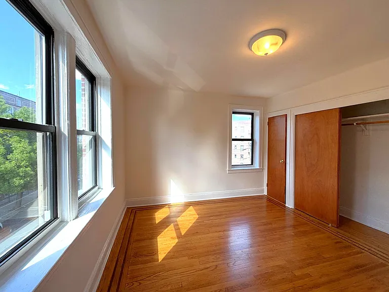 2106 Linden St #3F — Photo 7
