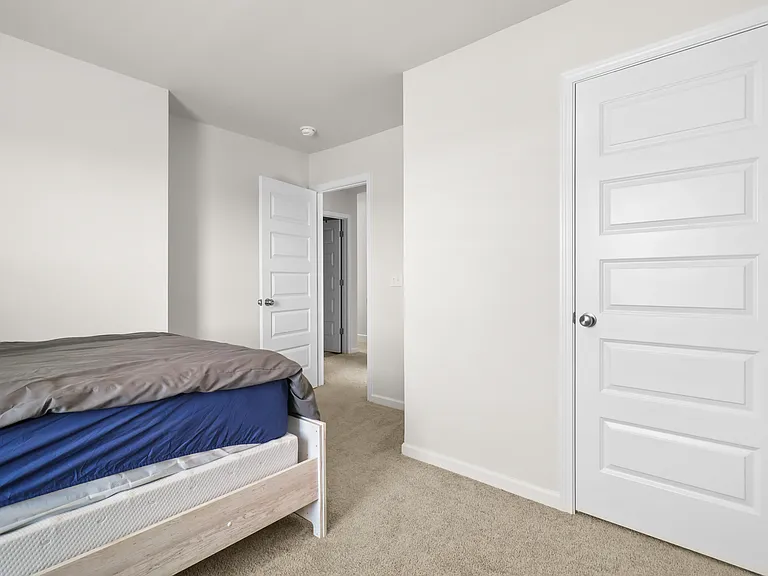 901 Moray Ln — Photo 15