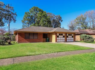 1806 Robinhood St, Pasadena, TX 77502