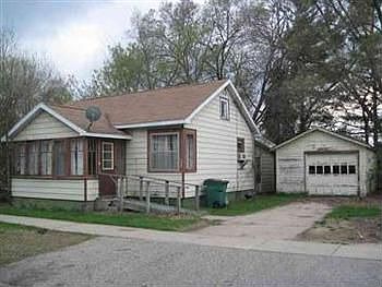 THIS SMALL 2 BEDROOM HOME HAS A LARGE FAMILY ROOM FOR GATHERINGS. SOME UPDATING HAS BEEN DONE SUCH A
