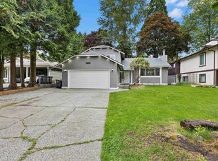 9763 155th St, Surrey, BC V3R7G6