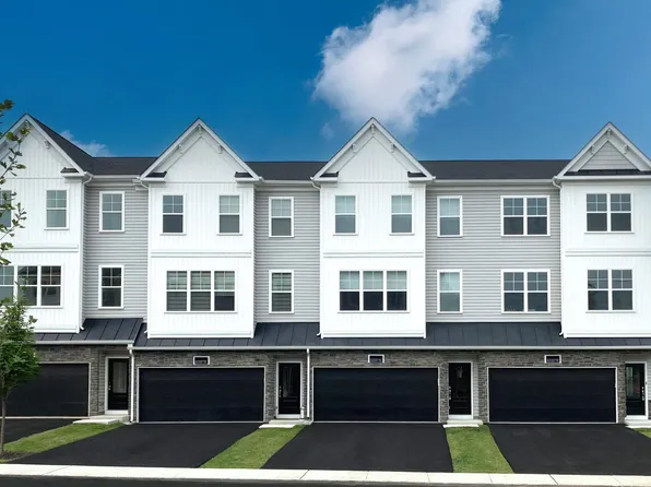 27 Warren Dr #53, Chalfont, PA 18914
