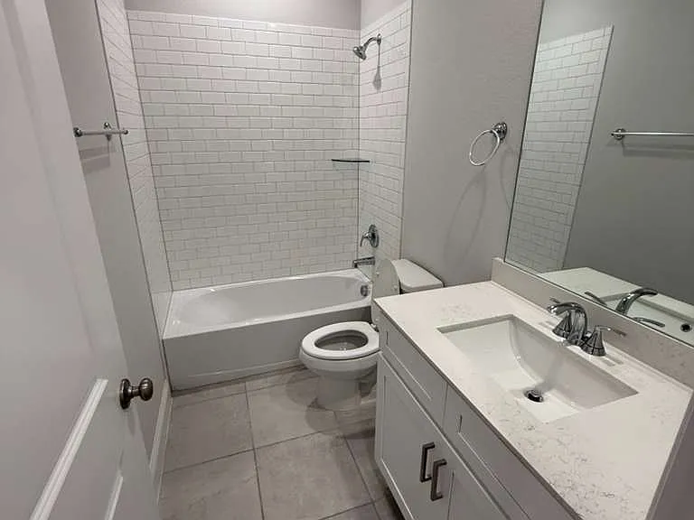 1219 Triton Dr — Photo 11
