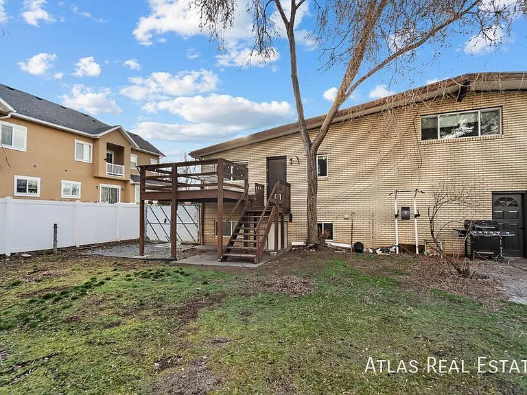 7239 S 580 E — Photo 32