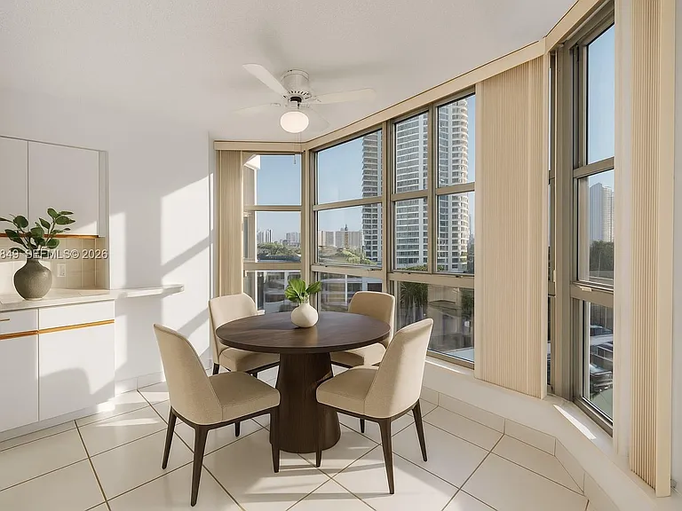 3530 Mystic Pointe Dr #710 — Photo 6