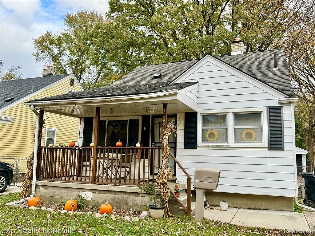 18420 Lennane, Redford, MI 48240 MLS 20230034433 Zillow