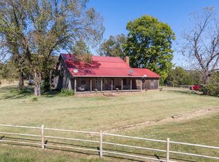 7922 Old Highway Rd, Mulberry, AR 72947