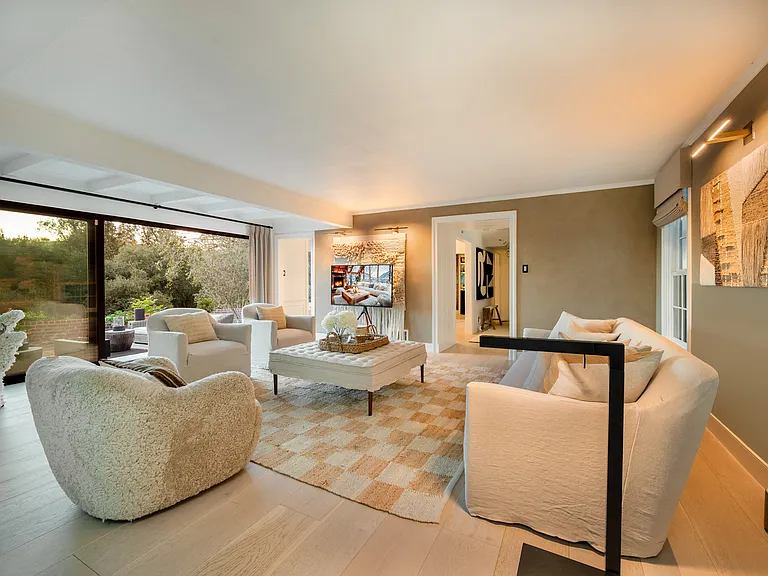 3100 Coldwater Canyon Ave — Photo 9