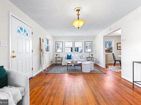 2nd image of 941 Homberg Ave