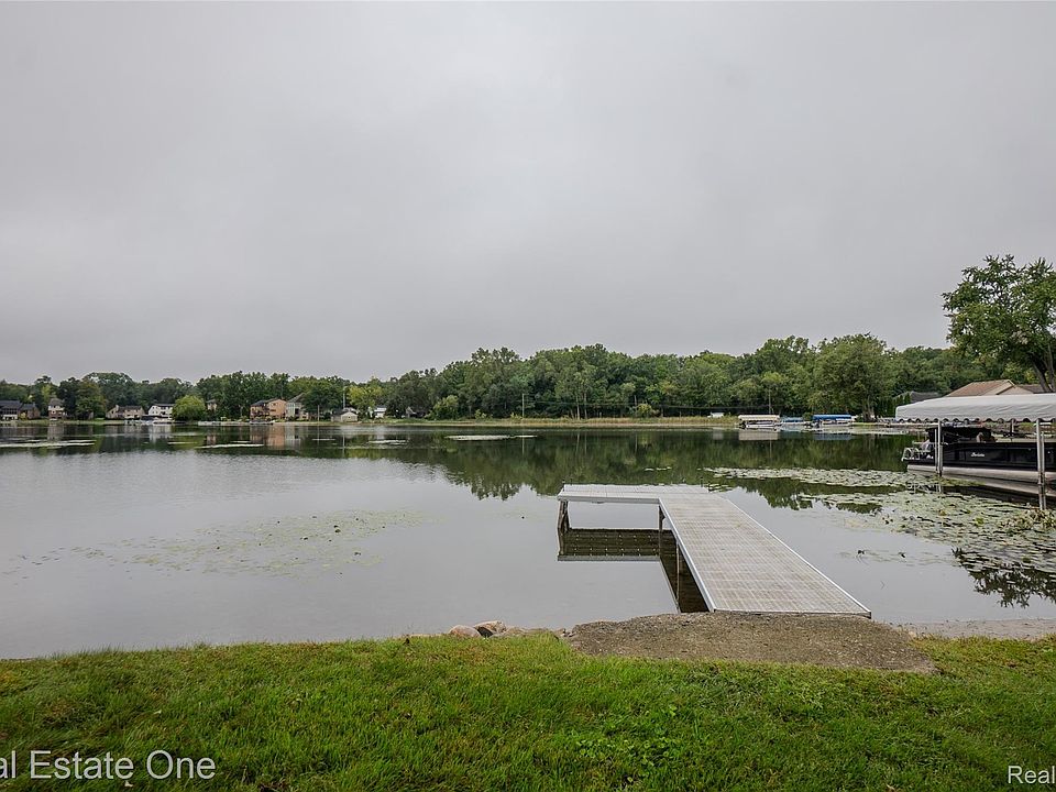 9393 Boncrest St, photo 16