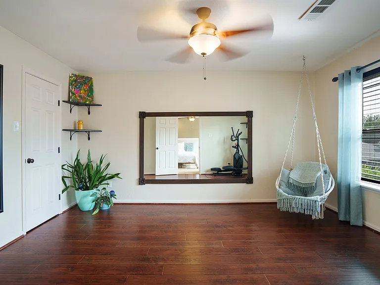 6423 Redpine Rd — Photo 29