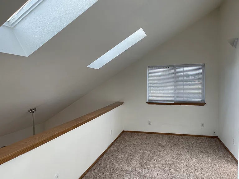 803 S Division St #B — Photo 7