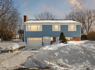 38 Ledgemont Ln, Lynn, MA 01904