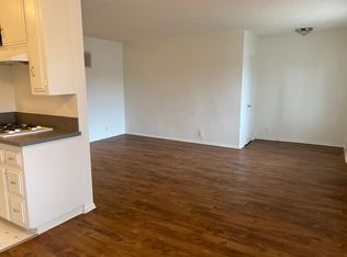 4949 Laurel Canyon Blvd APT 27, Valley Village, CA 91607