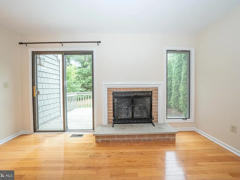16 W Harrison Rd #16 — Photo 14