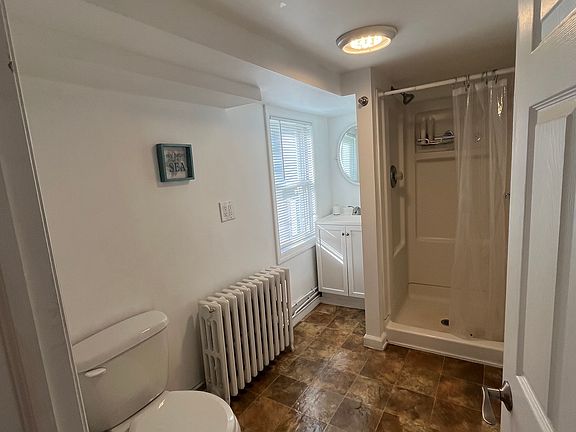 5th image of 509 4th St #1
