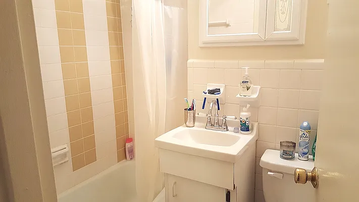 Rented by Manhattan Spaces | media 27