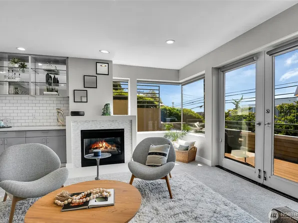 1202 Lakeview Boulevard E #1, Seattle, WA 98102