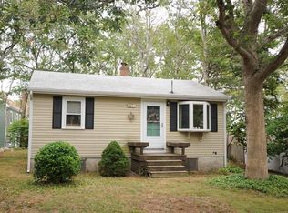 17 Hillside Dr, Plymouth, MA 02360