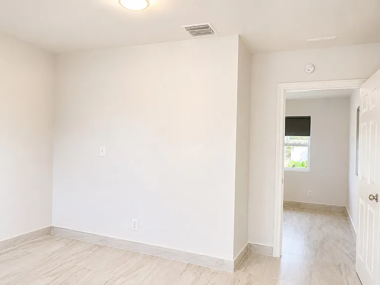 2519 Pierce St #B — Photo 4