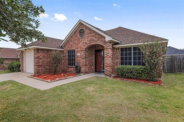 1st image of 607 Jordan Ln