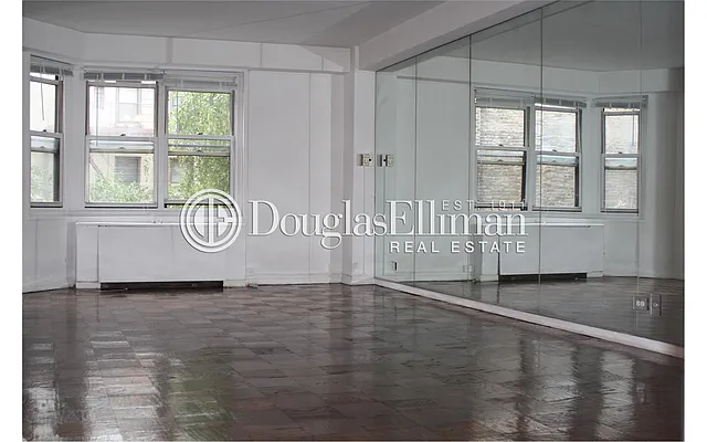 Rented by Douglas Elliman | media 31