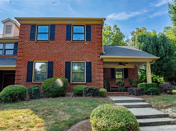 8433 Coulwood Oak Ln, Charlotte, NC 28214
