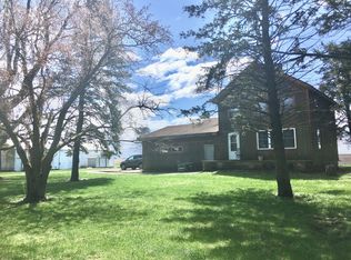 1114 N 38th Rd, Earlville, IL 60518