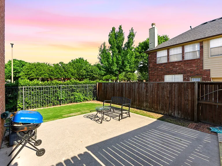 5001 Spicewood Dr — Photo 34