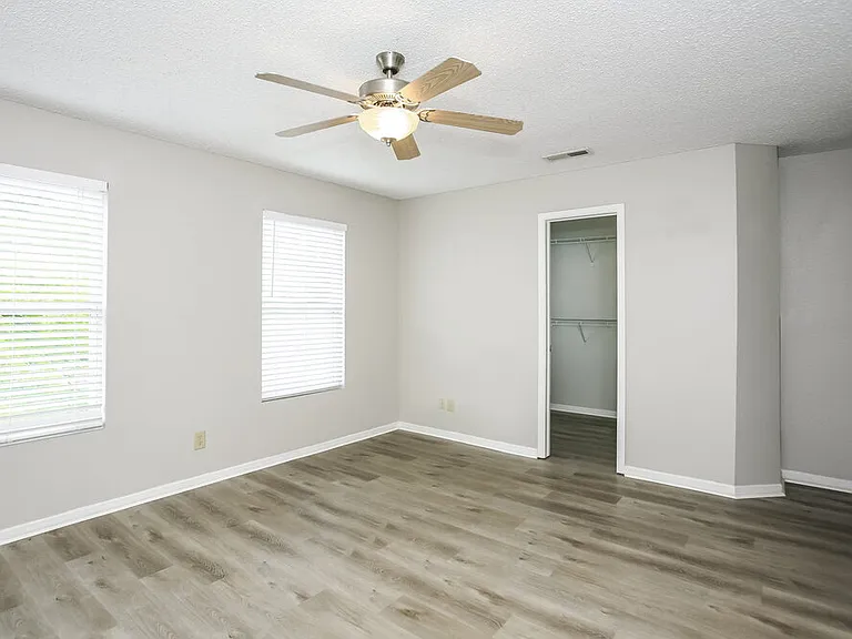 14427 Cuppola Dr — Photo 9