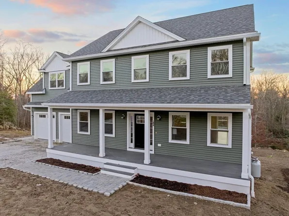 184 Leger Ln, Tiverton, RI 02878