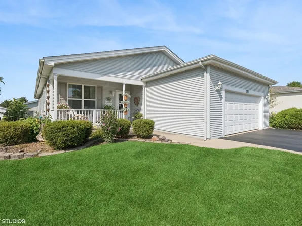3712 Brookside Ct, Grayslake, IL 60030
