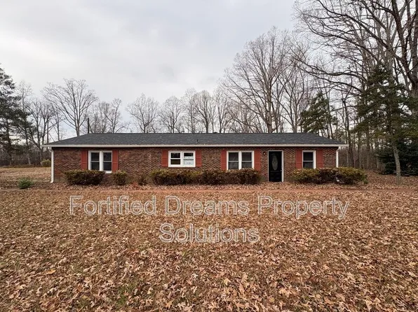 431 Peeden Dr, Gibsonville, NC 27249