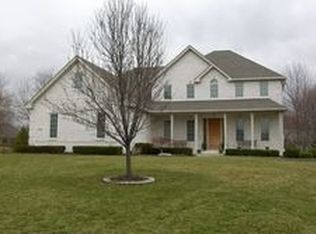 2367 Shawnee Ct, Greenwood, IN