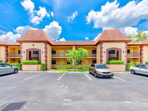 12900 Vonn Rd APT E205, Largo, FL 33774